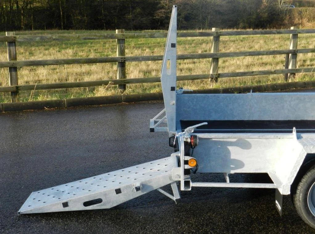 Remorque porte - engins BATESON 35PM – PTAC 3,5 T - AMB