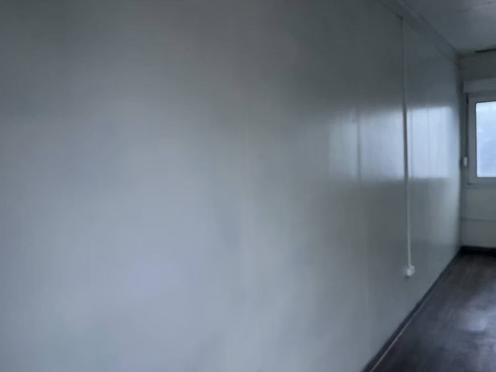 Conteneur Bureau 2,5 × 6 m – Chauffé, avec fenêtres