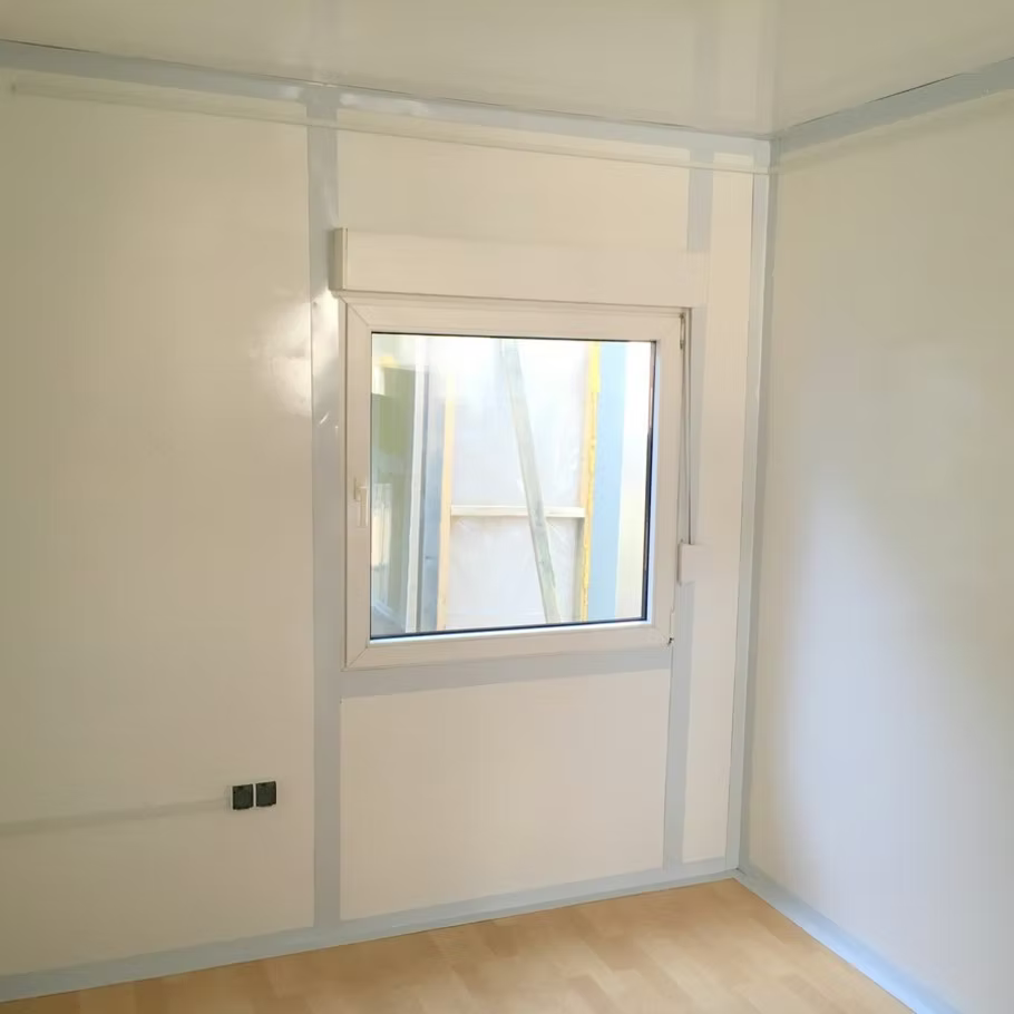 Conteneur Bureau 6 m avec Douche, Lavabo et WC