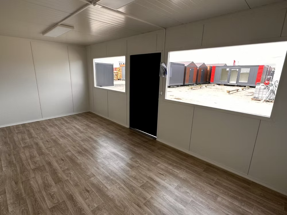 Conteneur bureau pavillon commercial 3 × 6 m