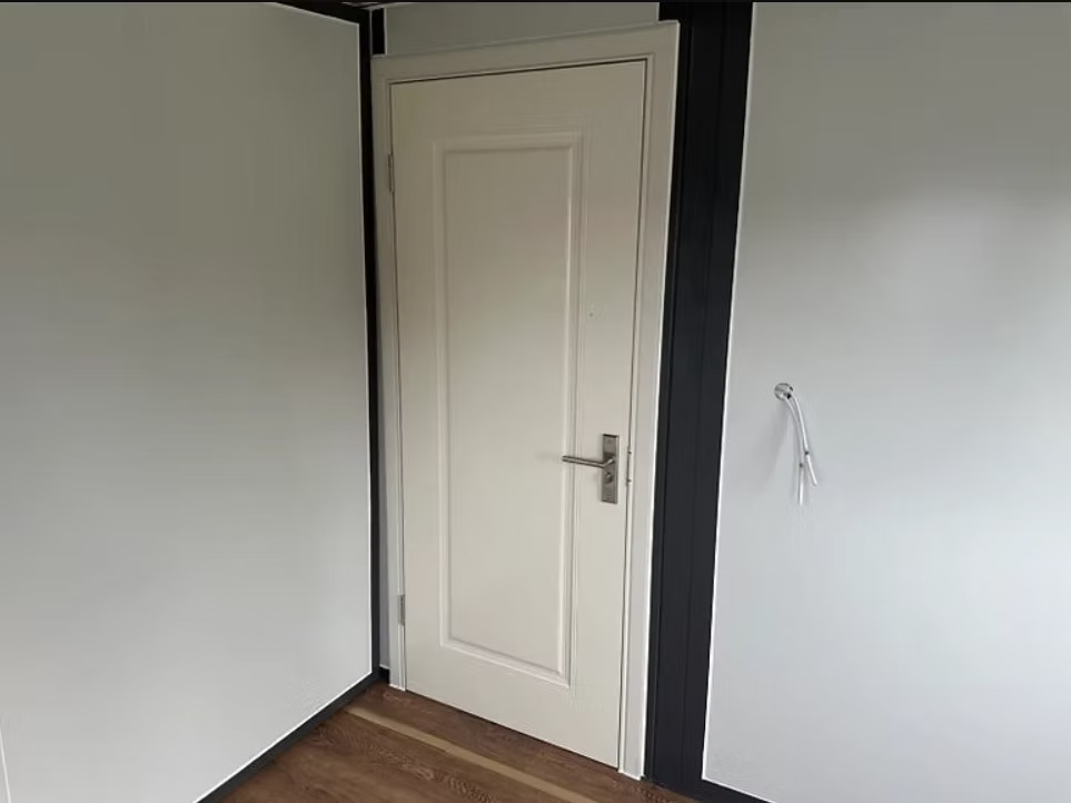 Conteneur mobile 19 × 20 ft – Modèle Tiny House Deluxe