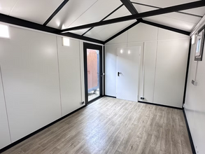 Conteneur modulaire 21 m² – 2 accès