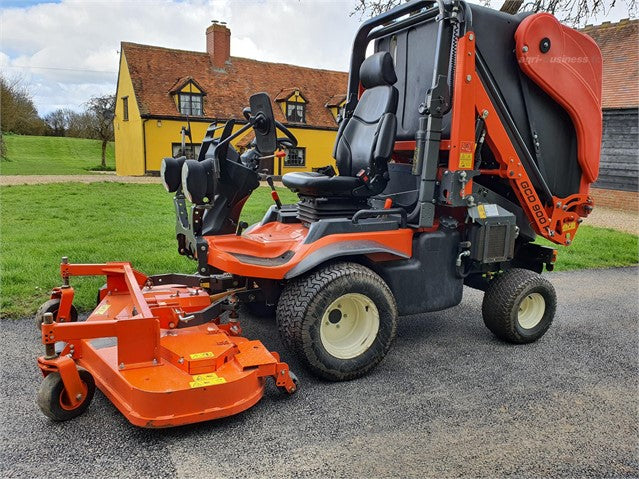 Tondeuse autoportée Kubota F3890 – 2018 – 37 ch – 4RM – Occasion