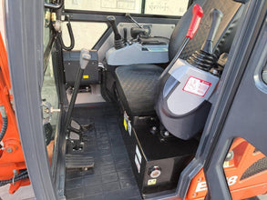 Mini-pelle Kubota ER18 avec accessoires