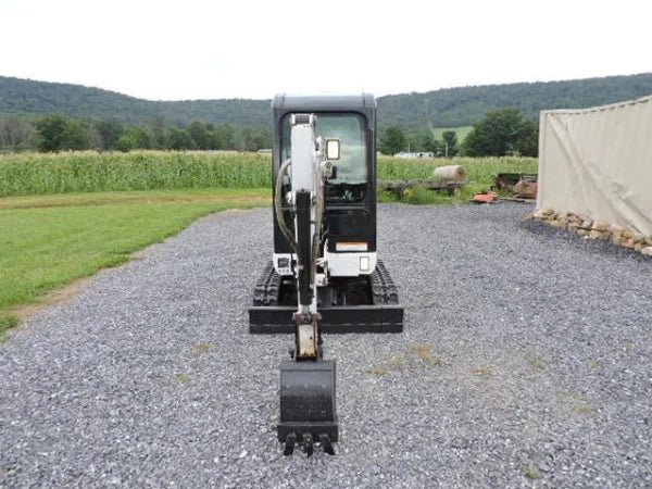 Bobcat 322G+Godets - Mini pelle –1,6 tonnes - AMB