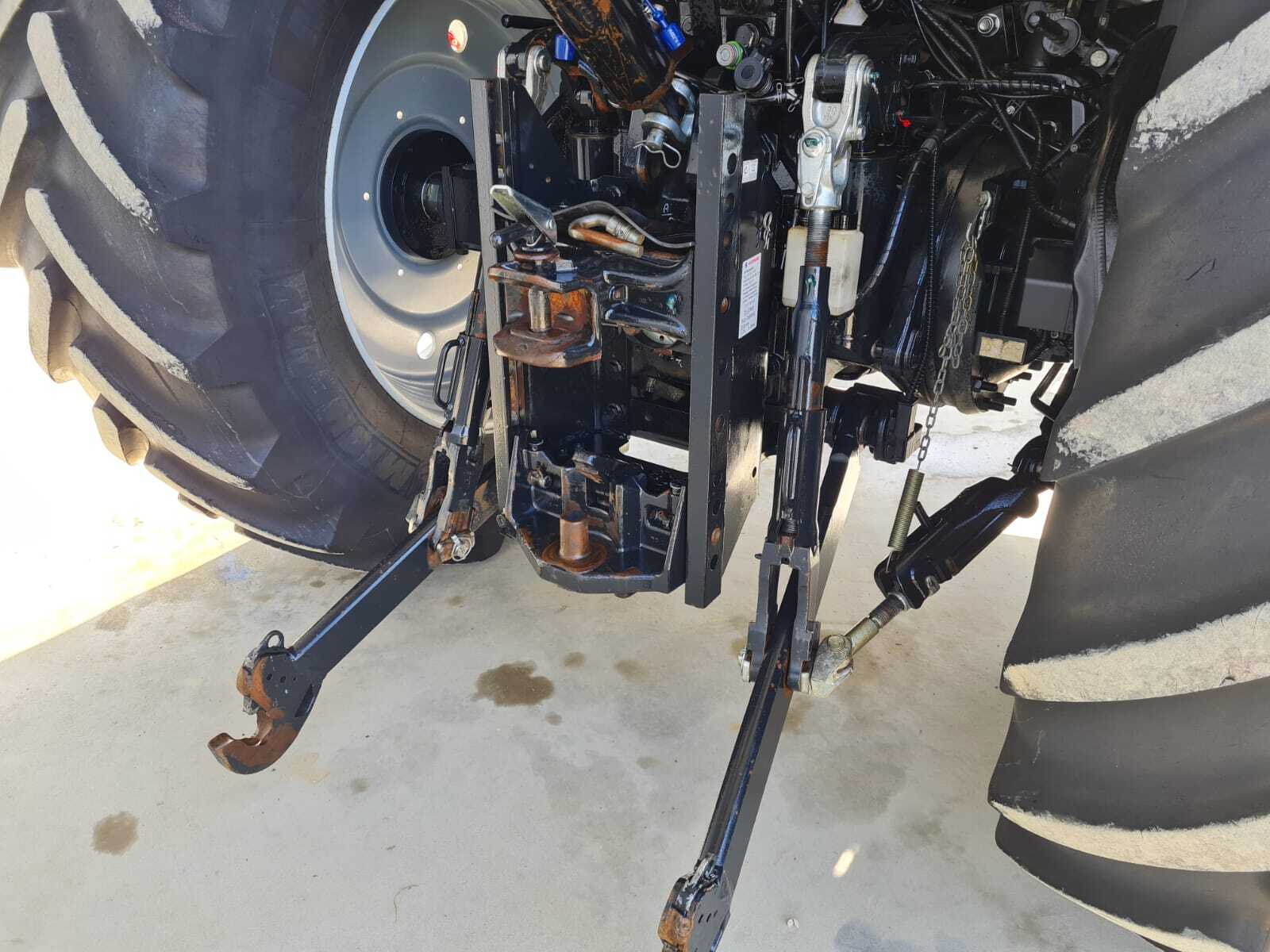 Case IH PUMA 165 CVX – Tracteur agricole &nbsp;– 165 ch - AMB