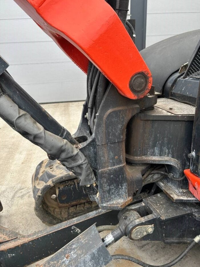 Kubota KX080+3 Godets - Mini pelle 8,4T - AMB