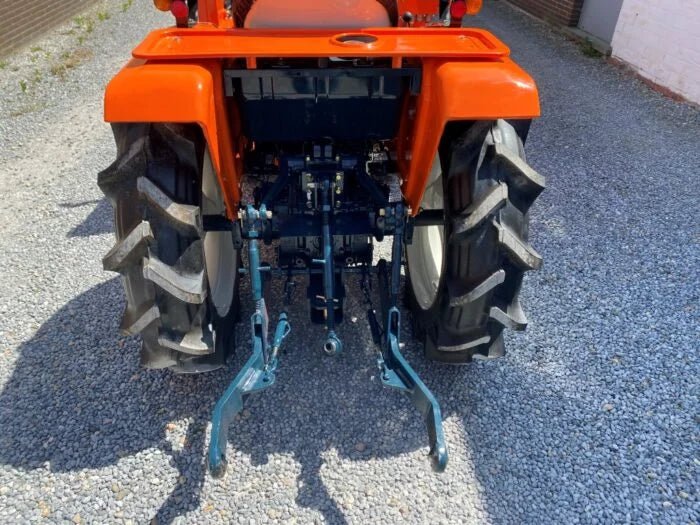 Micro - tracteur Kubota B1600D – 20 ch – 4RM – Chargeur neuf inclus - AMB