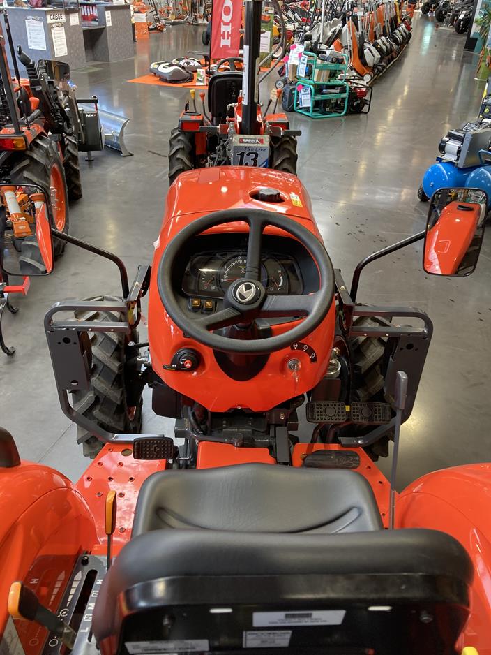 MICROTRACTEUR Kubota L1 - 382 HST - AMB