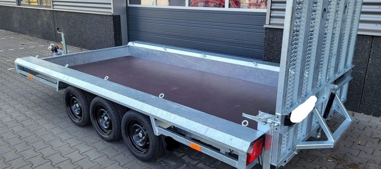 Mini - pelle Fodit FT330 – 2,5 t – avec remorque - AMB